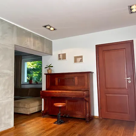 Villa Blue House Lubon- Doskonala Komunikacja Z A2 I Poznaniem